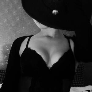 Lilith_sombre MYM
