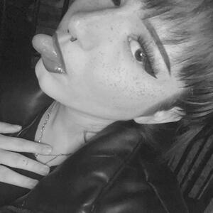 Lilly_dbh MYM