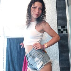 Lilou_cute MYM