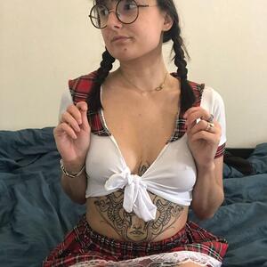 Lily_69 MYM