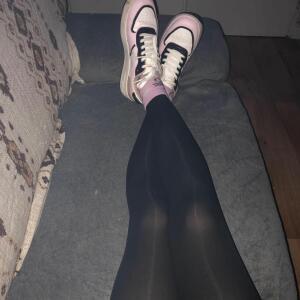 Lily_feet_8 MYM
