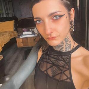 Lily_lilithe MYM