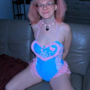 Lily_little_slut MYM