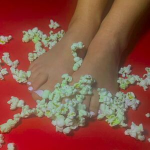 Lilyfeet27 MYM