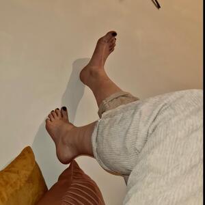 Lilyprettyfeet MYM