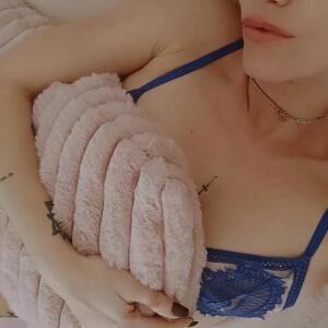 Lilyrose83 MYM
