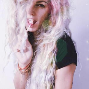 Linna_blondy MYM