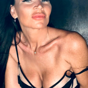 Linsey_charlize MYM