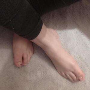 Littlefeetpics MYM