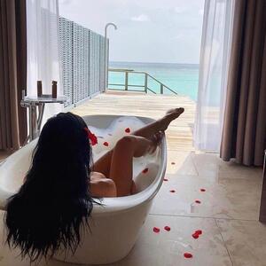 Livia_feet1 MYM