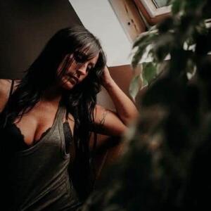 Livia_masseuse MYM