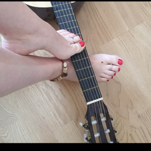 Liviafeet01 MYM