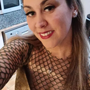 Lizzie1988 MYM
