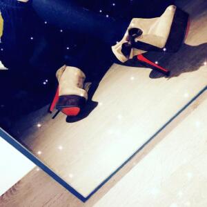 Lo_anna_ MYM
