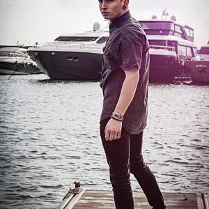 Logan_stay MYM