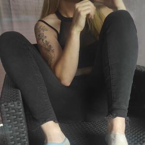 Lola_bixeale_socks MYM