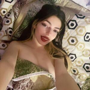 Lola_flora MYM