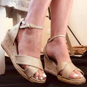 Lola_jolis_pieds MYM