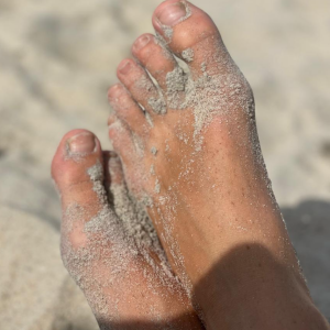 Lola_max_feet MYM