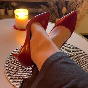 Lola_small_feet MYM