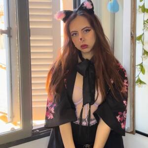 Lola_strip MYM