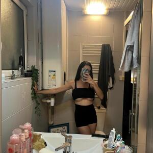 Lolaa_47 MYM