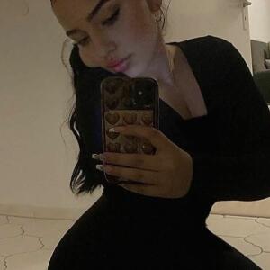 Lolabaixass_ MYM