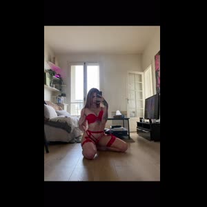 Lolabellucci_ MYM