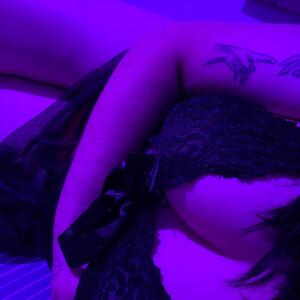 Lonely-girl MYM