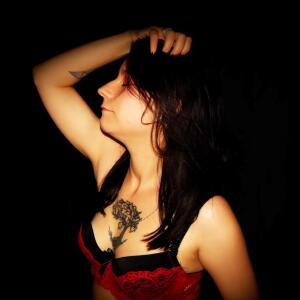 Lonely_model_of_darkness MYM