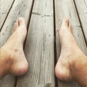 Look_at_my_feet_fr MYM