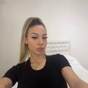 Louane_blue MYM