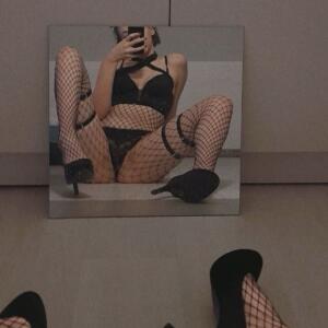 Louise_d MYM