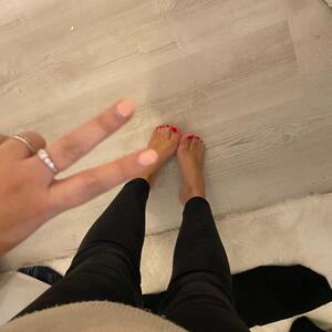 Louisefeet_ MYM