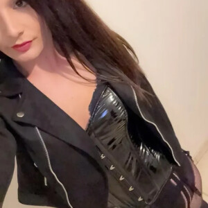 Louna27 MYM