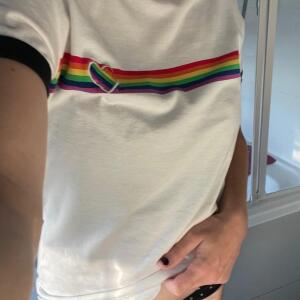 Love_six_julien MYM