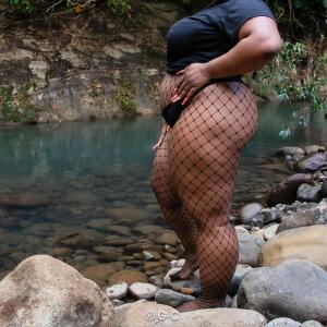 Loveandcurves MYM