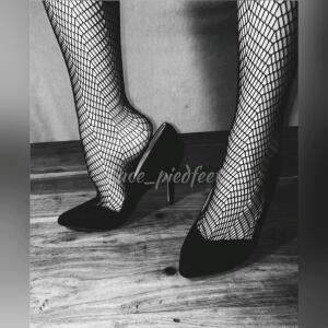Luce_piedfeet MYM