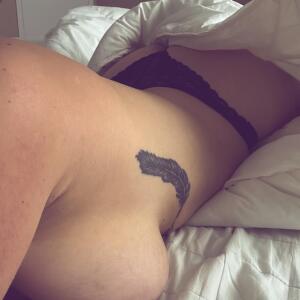 Lucie_aux_beauxpieds MYM