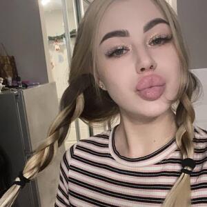Lucie_rgt MYM