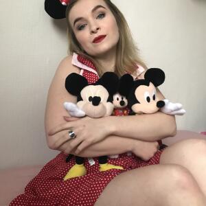 Lucy_sanivy MYM