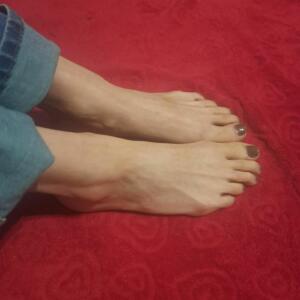 Luna_feet_shoes MYM