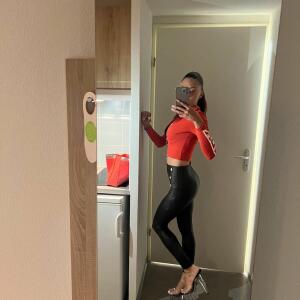 Luxurybymaze_ MYM