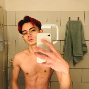 Lysandre_official MYM