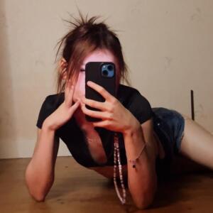 Mandy_chupa MYM