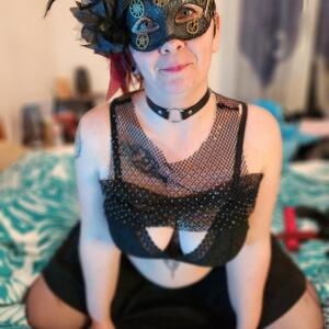Masked_gifts MYM