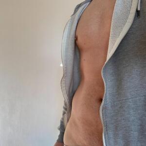 Maxime_timide MYM