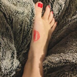 Me_8_my_feet MYM