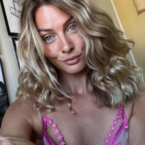 Melanie_dbrs MYM