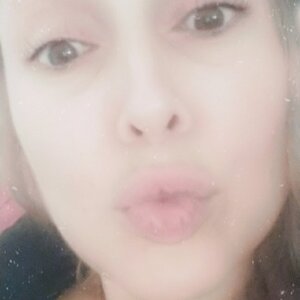 Melanyparis02 MYM